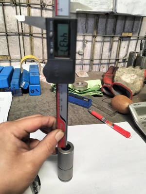 Steel Mechanical Reinforcing Bar Splice Connector Kekuatan tarik tinggi untuk pemasangan yang mudah